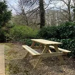 公寓 Headingley-weetwood - Well Equipped Set In Natural Woodland 利兹