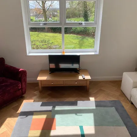 Apartment Headingley-weetwood Stunning Set In Beautiful Grounds